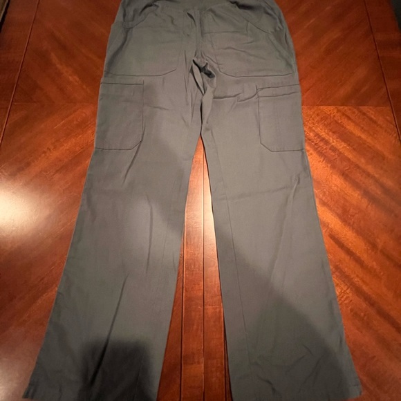 Women’s authentic Cherokee workwear scrubs - Picture 8 of 12